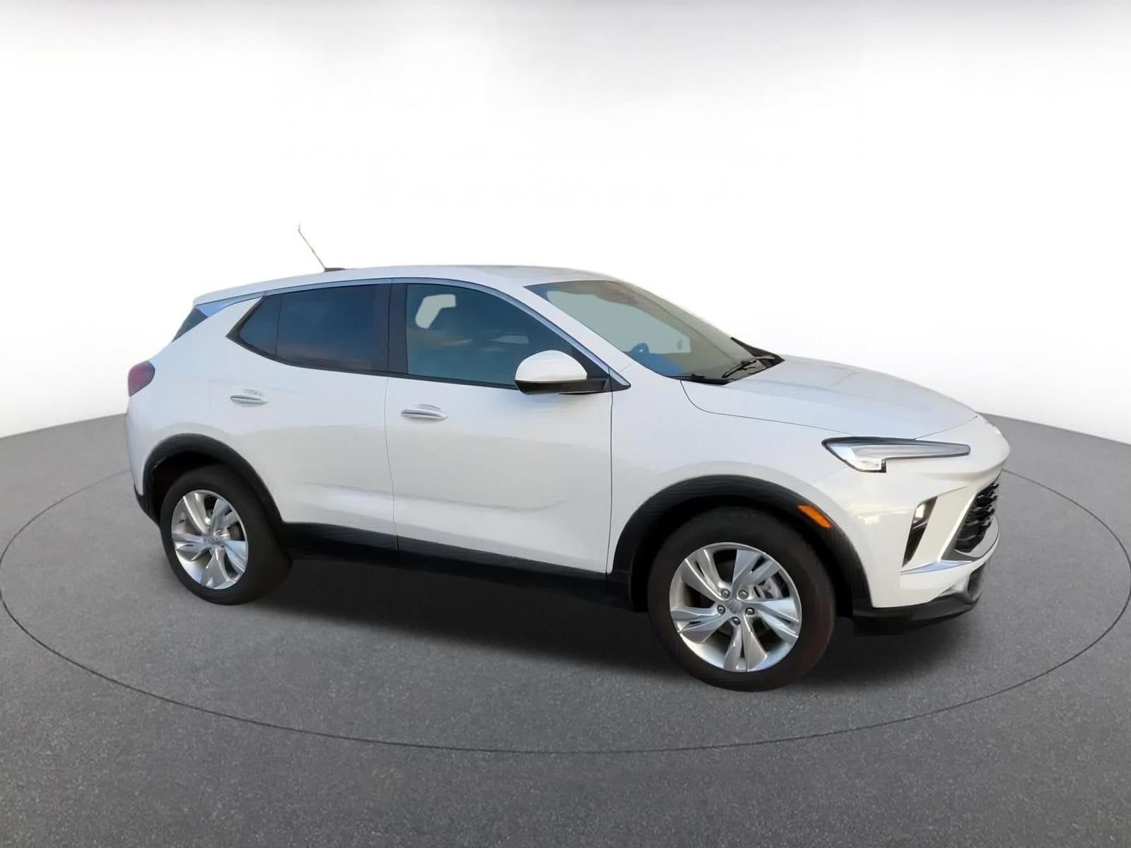 Thumbnail: 2025 Buick Encore GX - 2