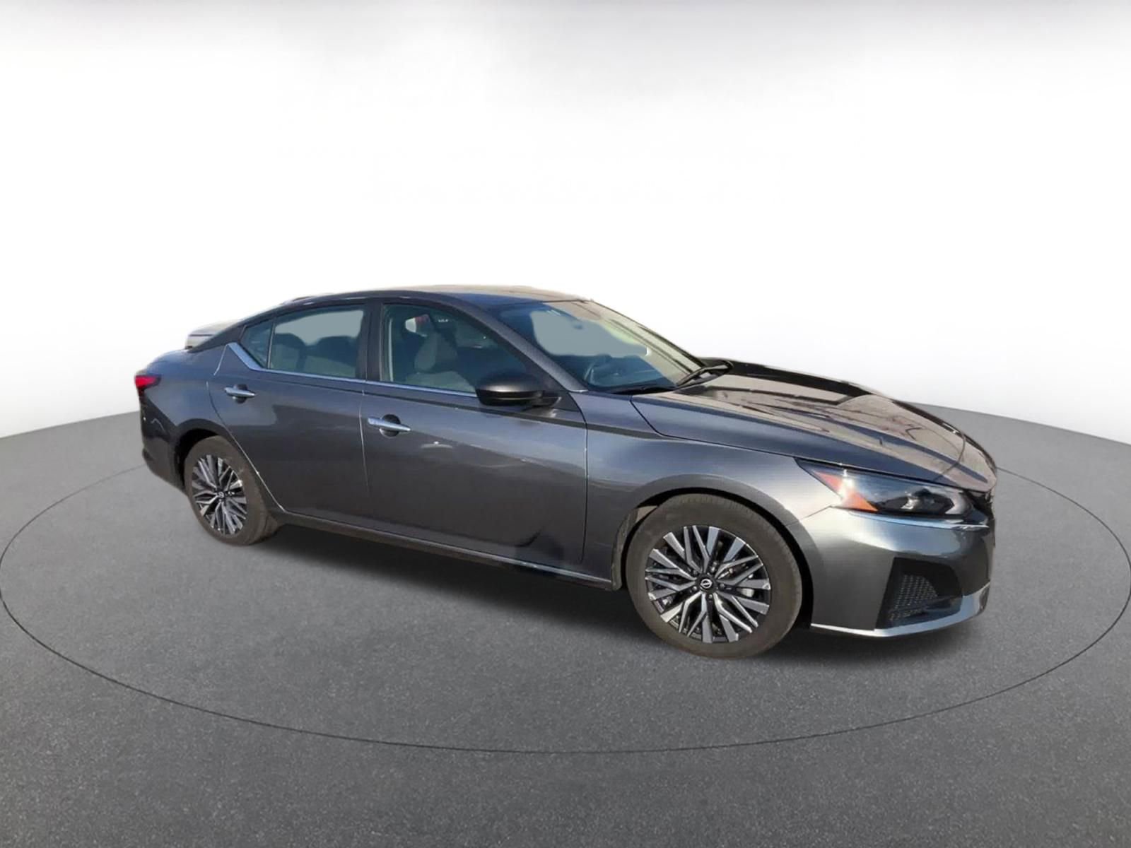 Thumbnail: 2025 Nissan Altima - 2