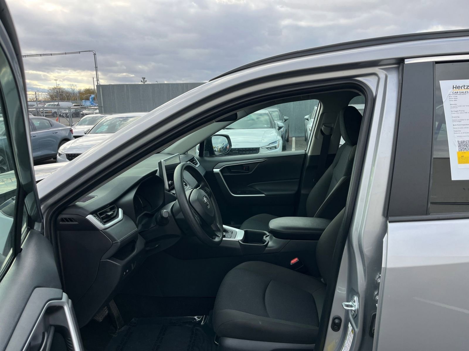 Thumbnail: 2025 Toyota RAV4 - 26