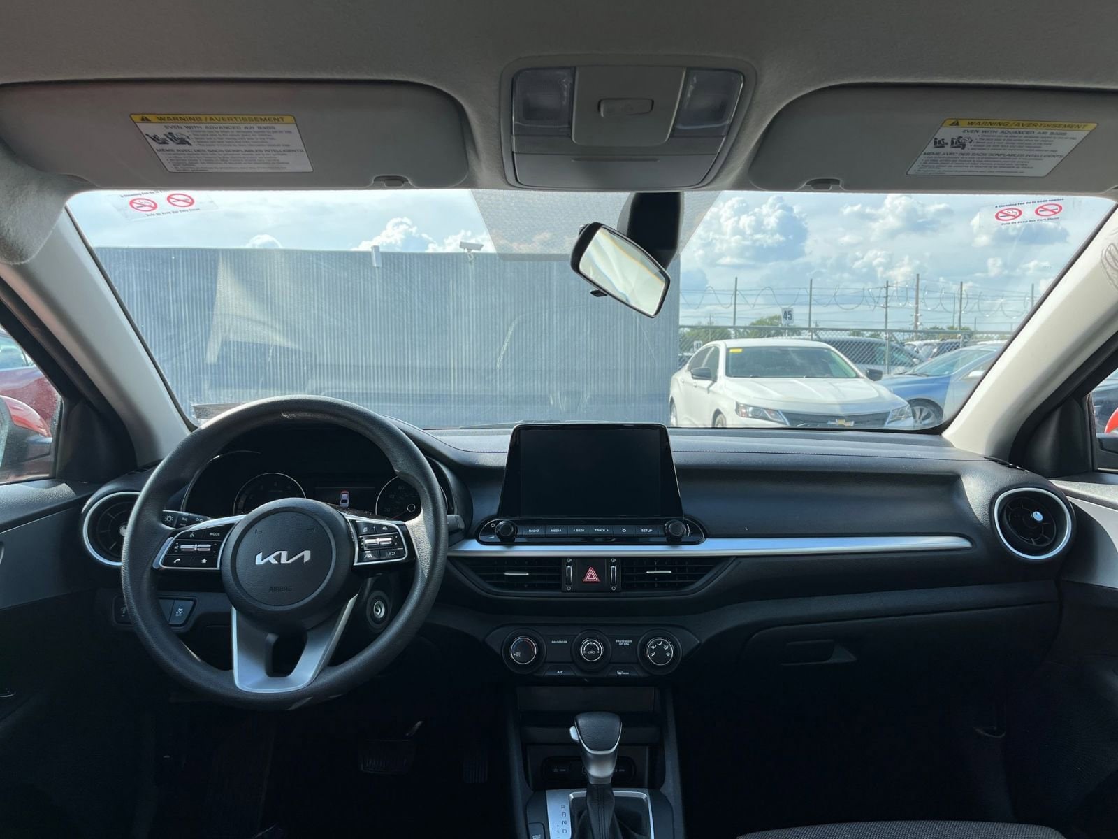 Thumbnail: 2023 Kia Forte - 31