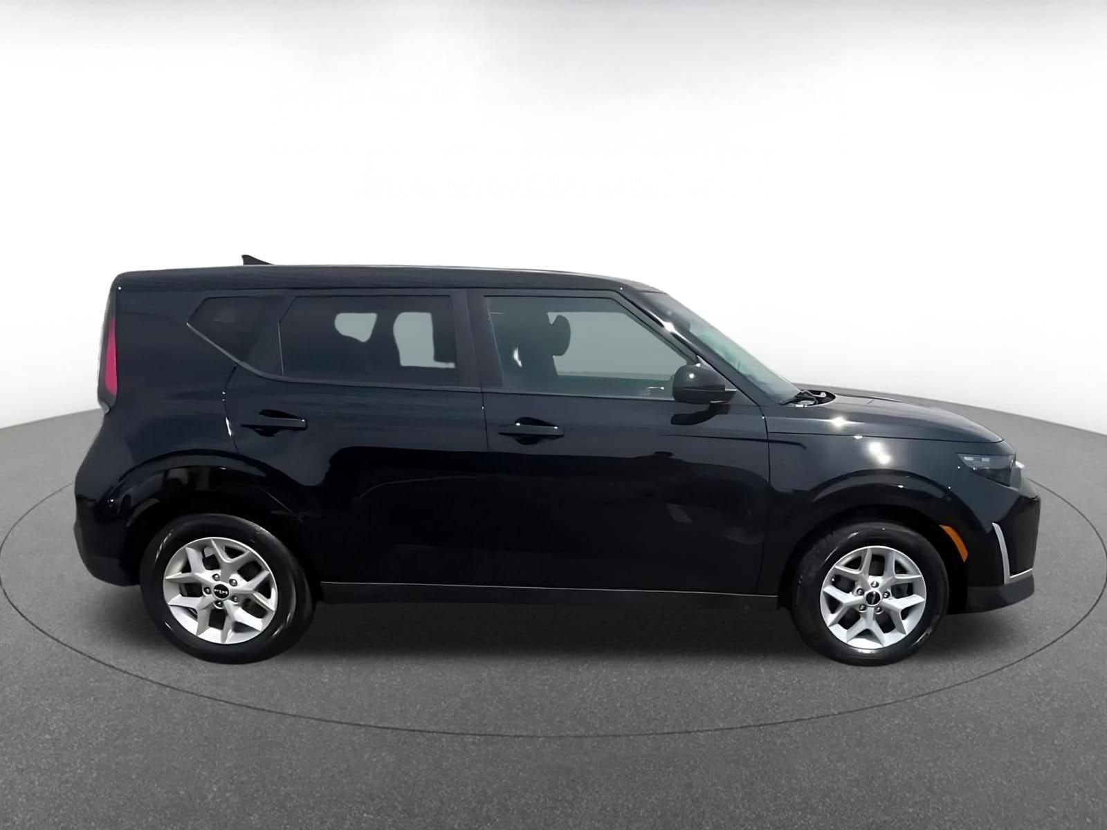 Thumbnail: 2025 Kia Soul - 13