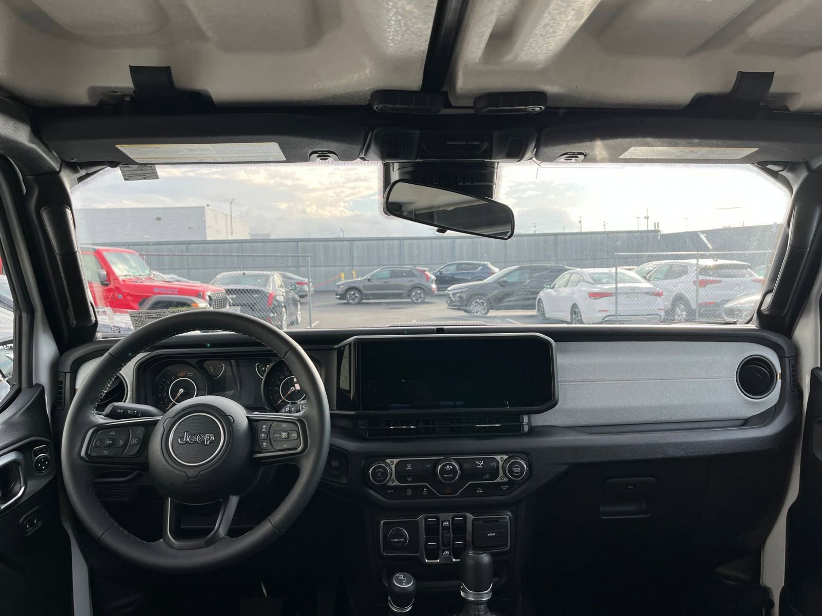 Thumbnail: 2025 Jeep Wrangler - 32