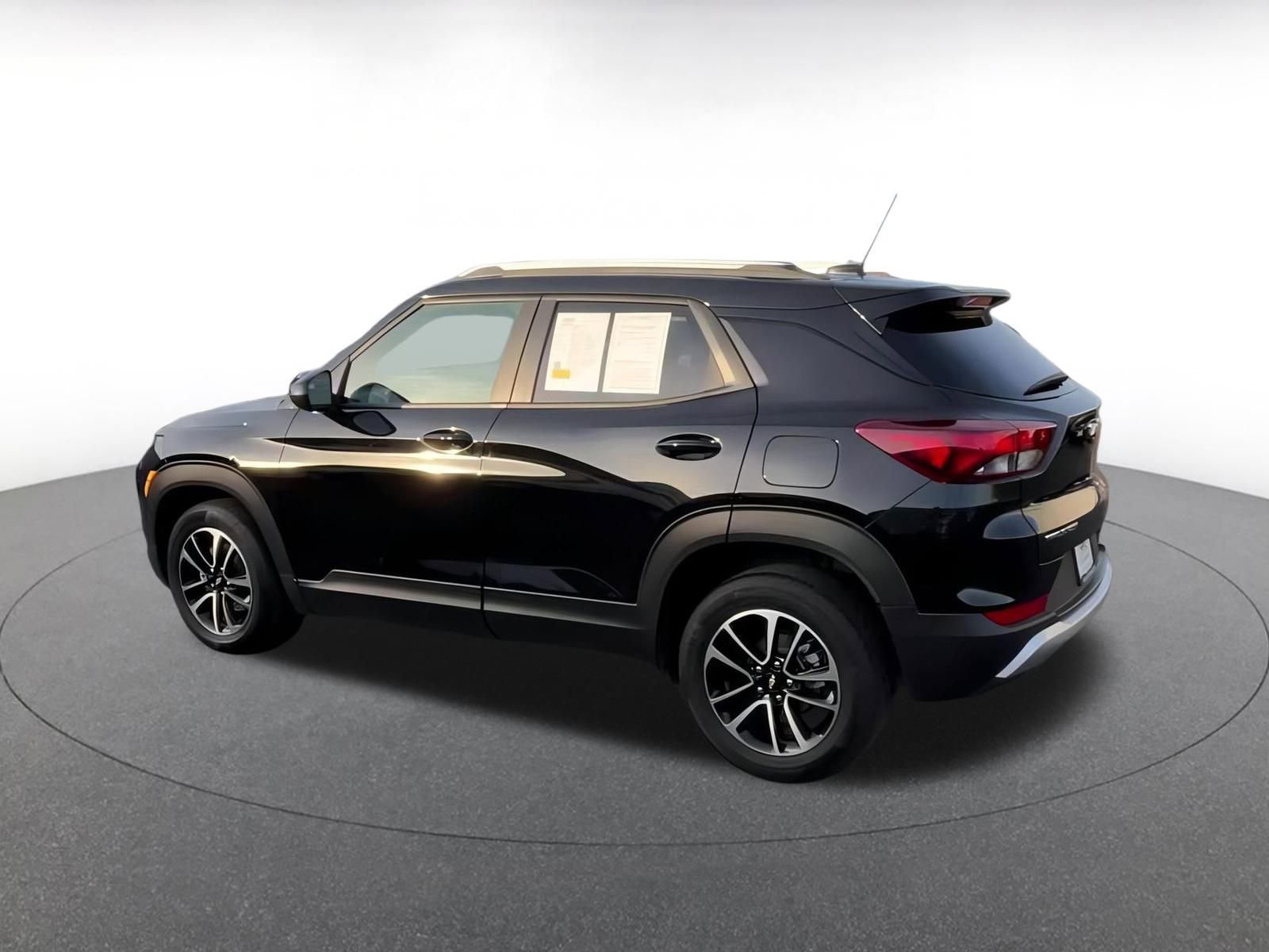 Thumbnail: 2025 Chevrolet TrailBlazer - 10