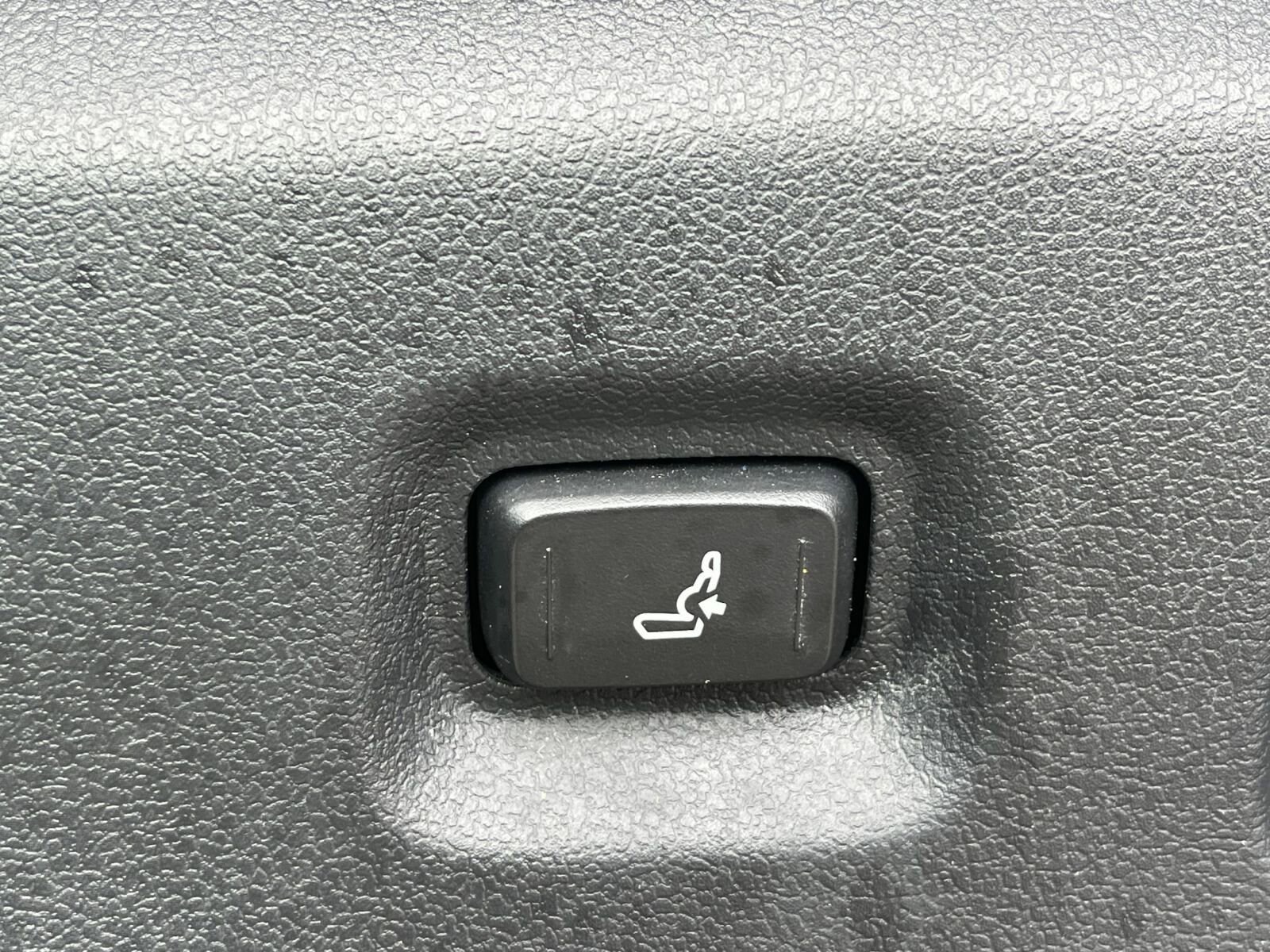 Thumbnail: 2025 Toyota Tacoma - 22