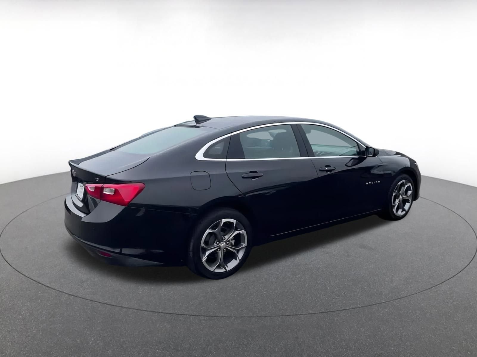 Thumbnail: 2024 Chevrolet Malibu - 15