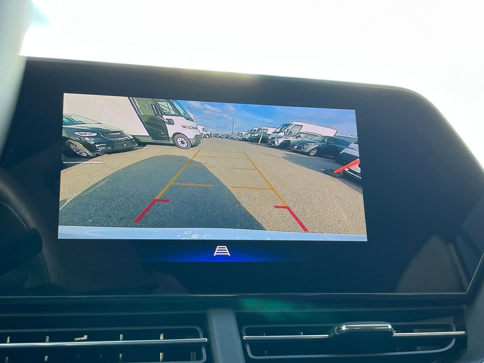 Thumbnail: 2025 Chevrolet Trax - 17