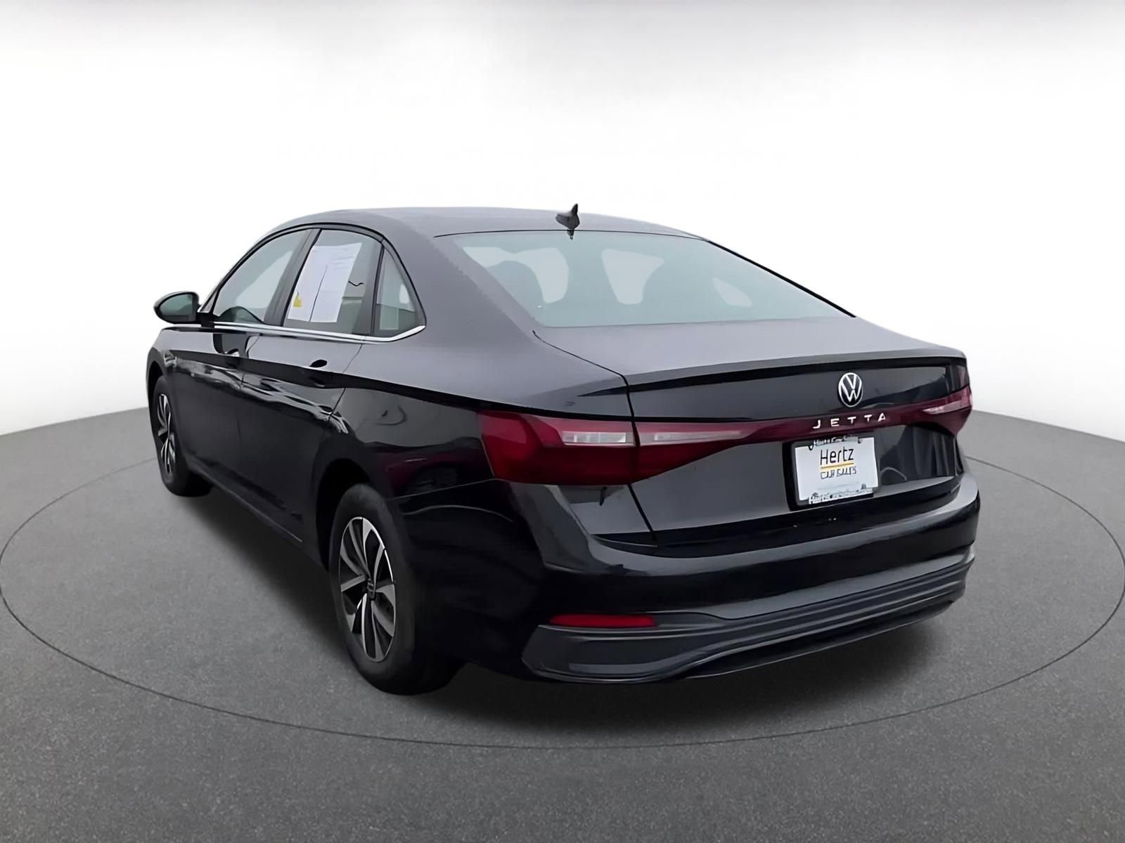 Thumbnail: 2025 Volkswagen Jetta - 12