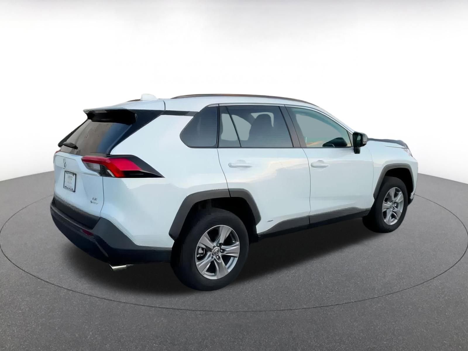 Thumbnail: 2025 Toyota RAV4 - 13