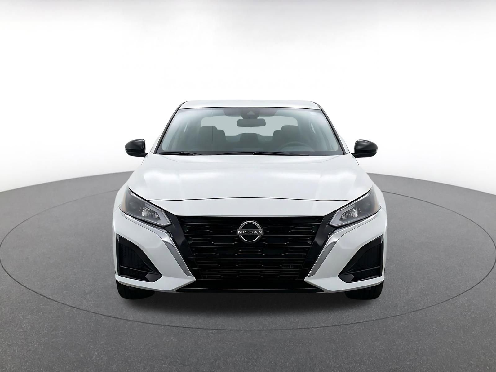 Thumbnail: 2025 Nissan Altima - 2