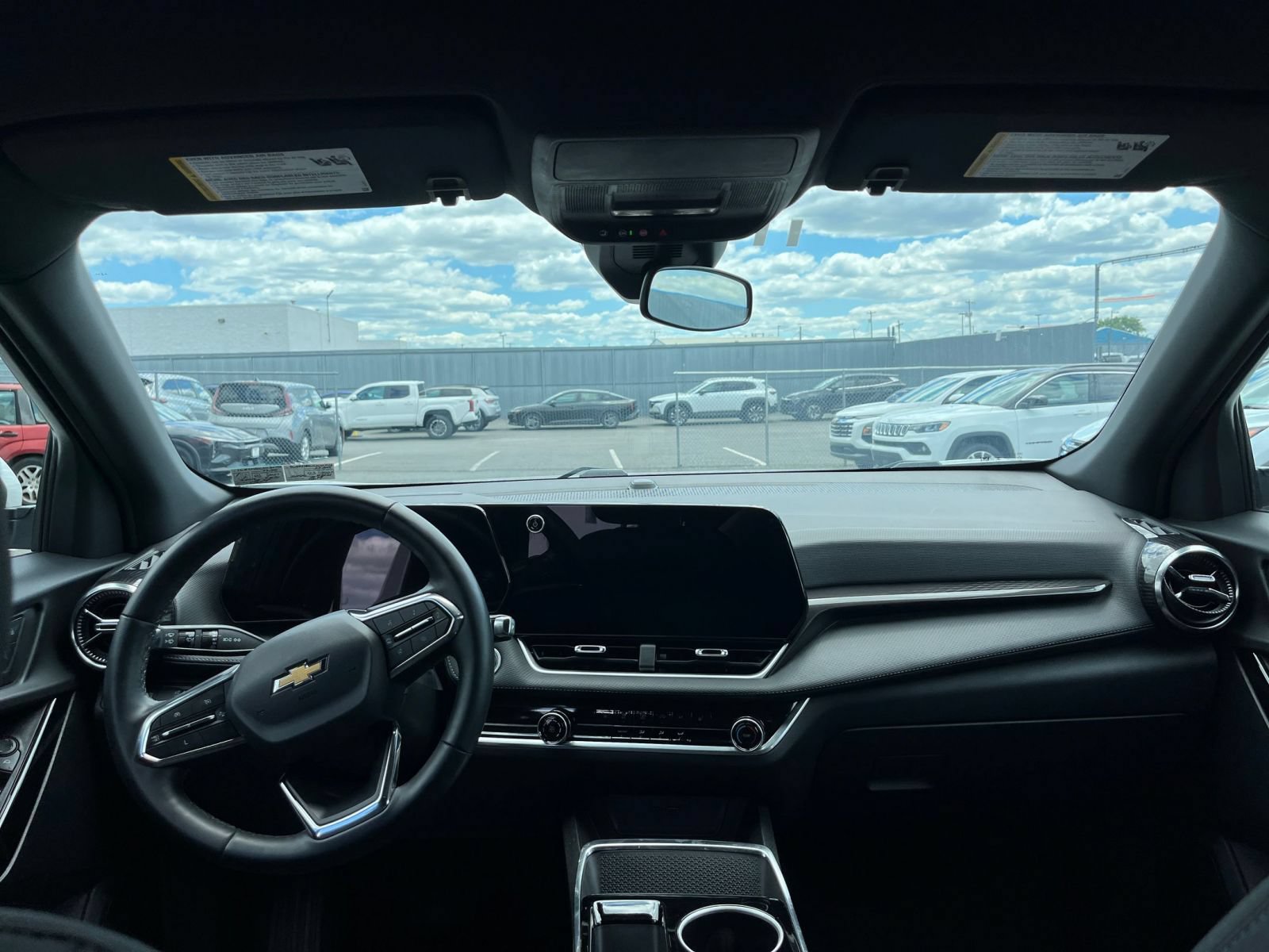 Thumbnail: 2025 Chevrolet Equinox - 33