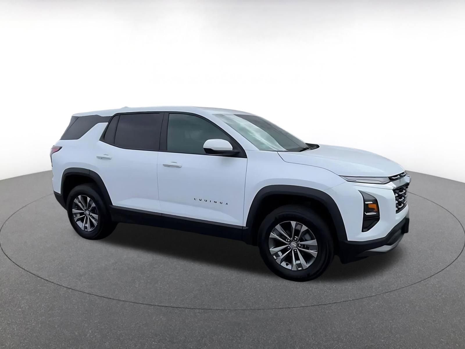 Thumbnail: 2025 Chevrolet Equinox - 2