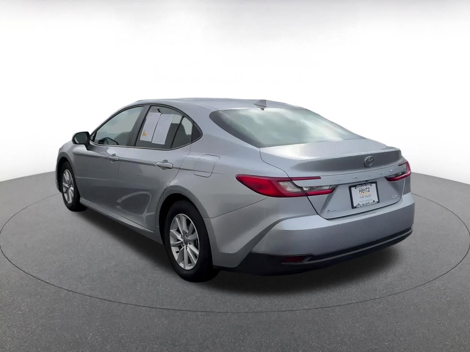 Thumbnail: 2025 Toyota Camry - 11