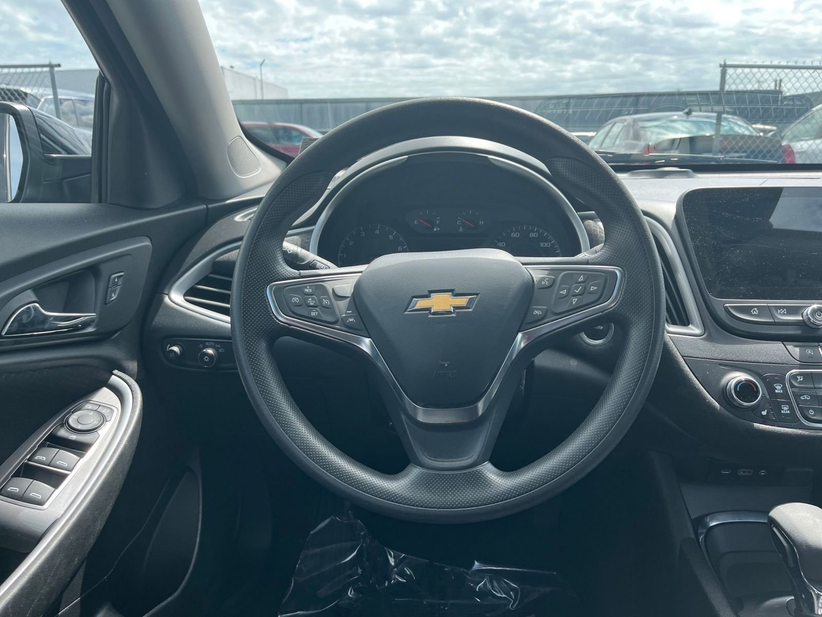 Thumbnail: 2024 Chevrolet Malibu - 27