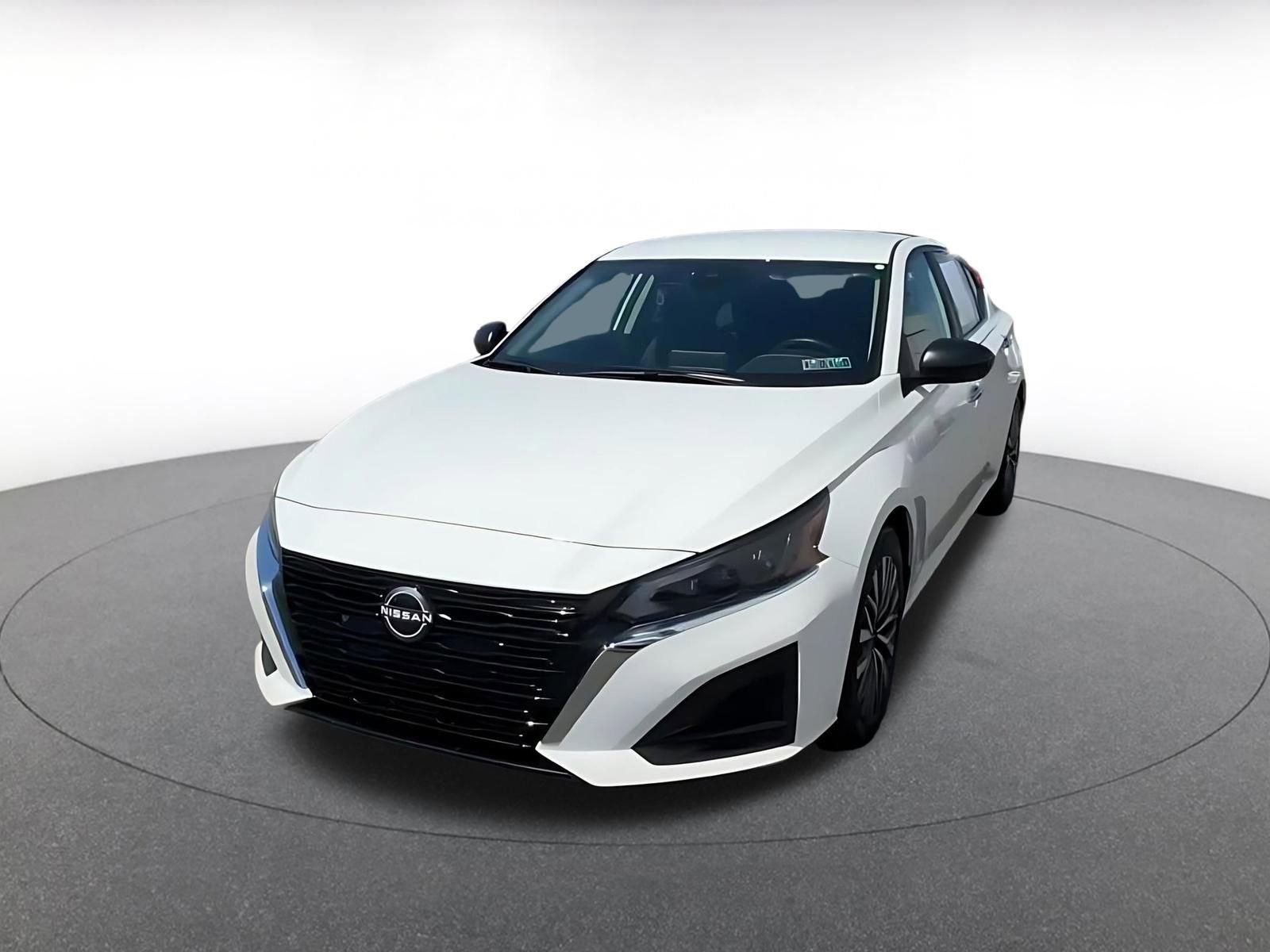 Thumbnail: 2025 Nissan Altima - 6