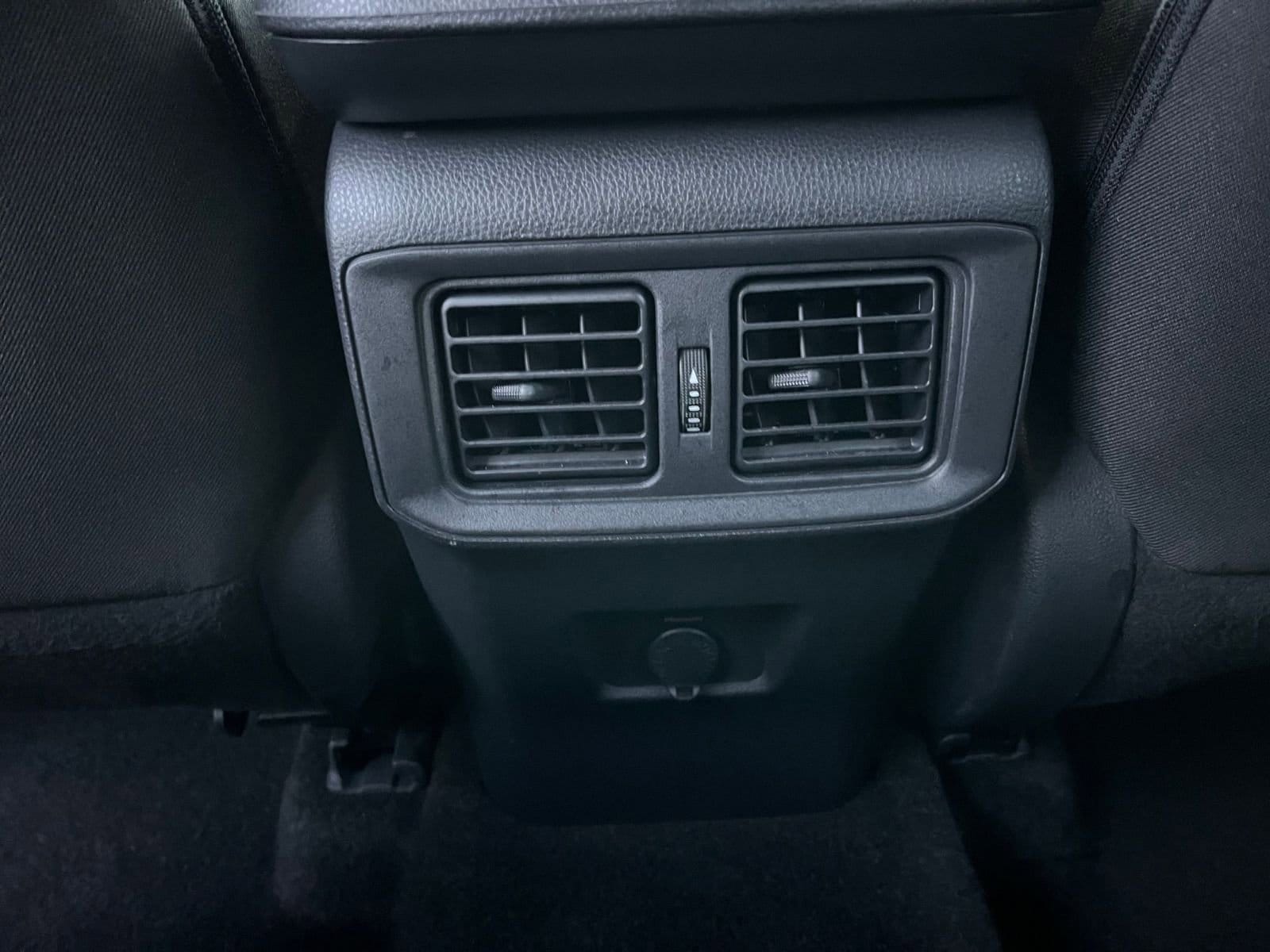 Thumbnail: 2025 Toyota RAV4 - 23