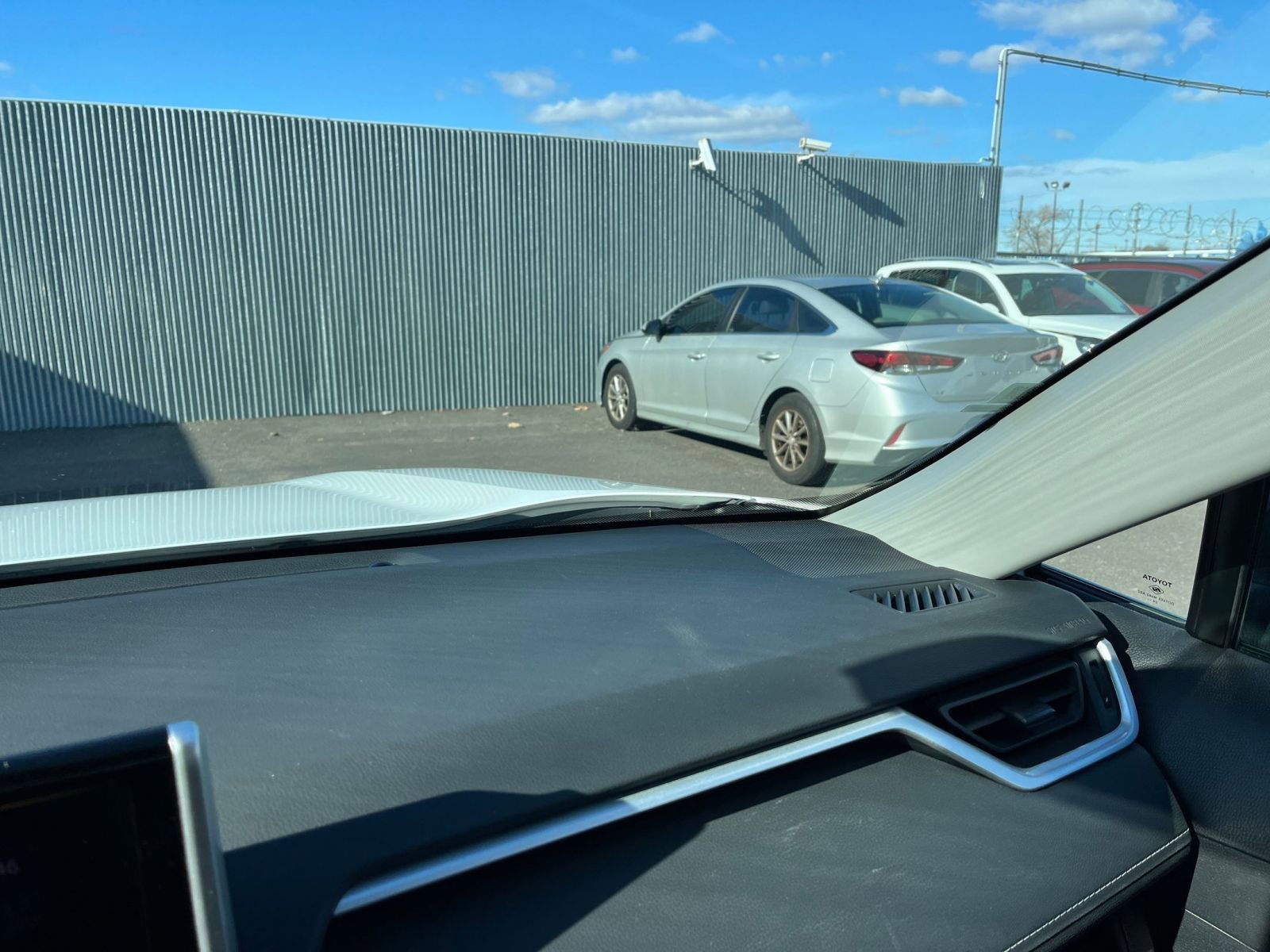 Thumbnail: 2025 Toyota RAV4 - 34