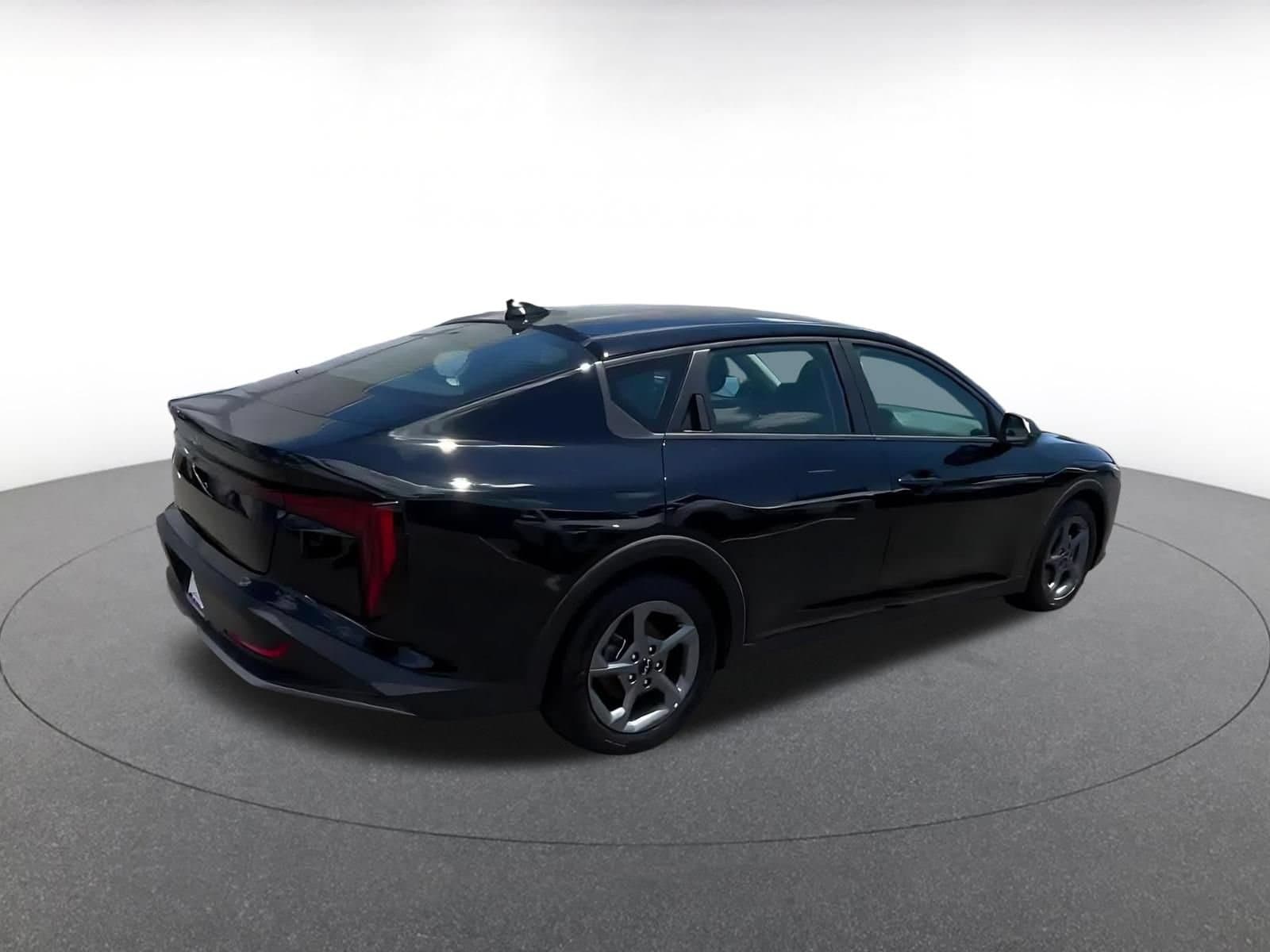 Thumbnail: 2025 Kia K4 - 15