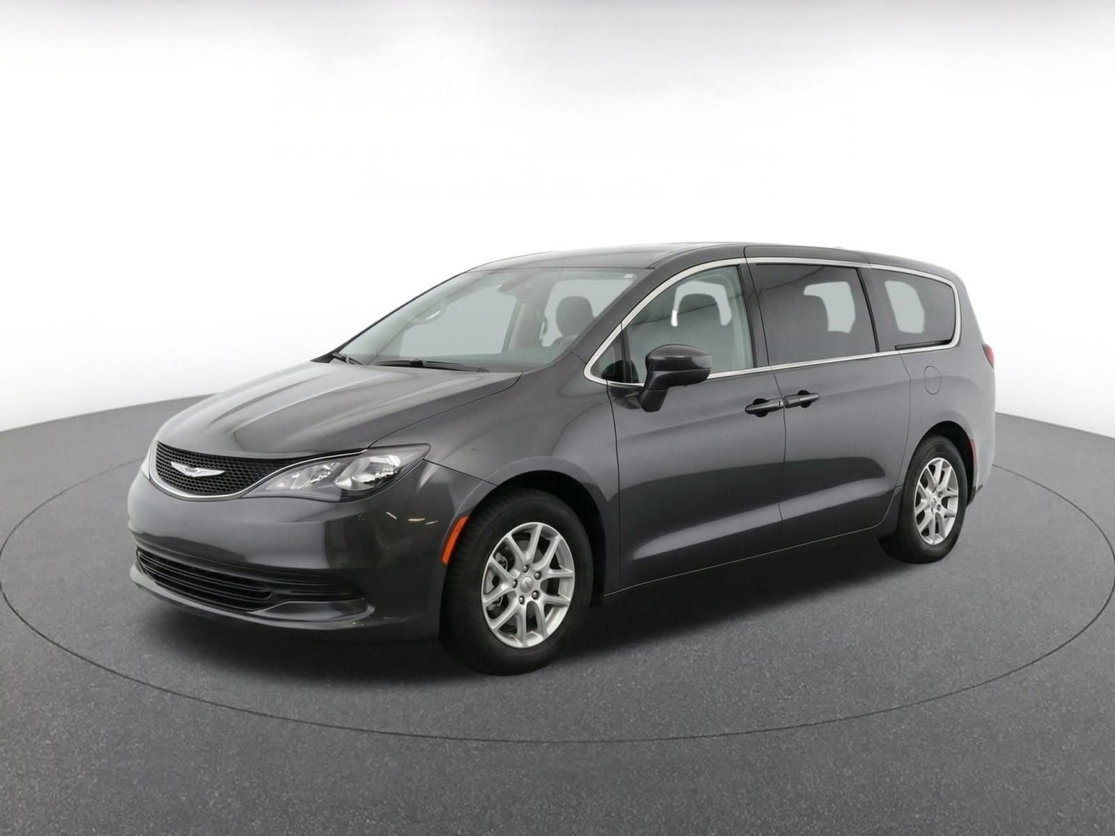Thumbnail: 2024 Chrysler Voyager - 3