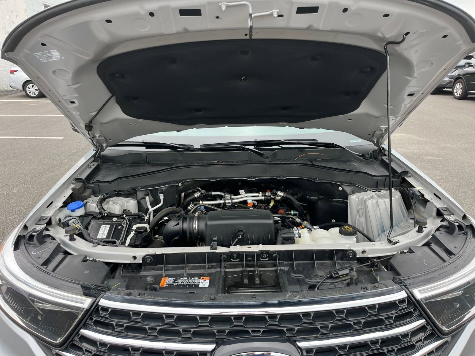 Thumbnail: 2024 Ford Explorer - 32