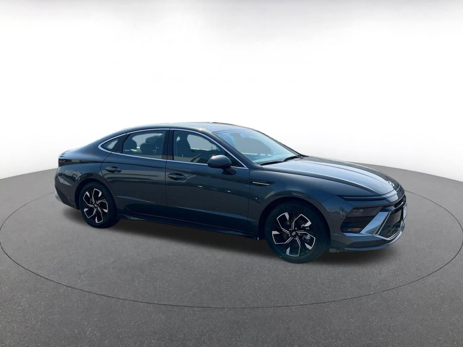 Thumbnail: 2025 Hyundai Sonata - 1