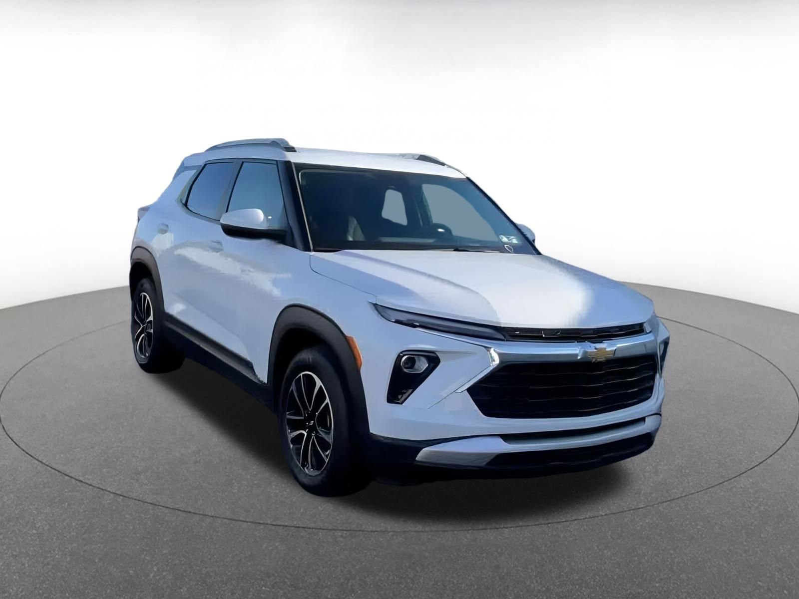 Thumbnail: 2025 Chevrolet TrailBlazer - 3