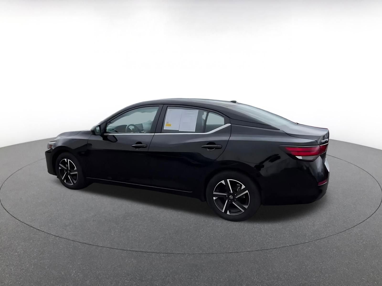 Thumbnail: 2025 Nissan Sentra - 8