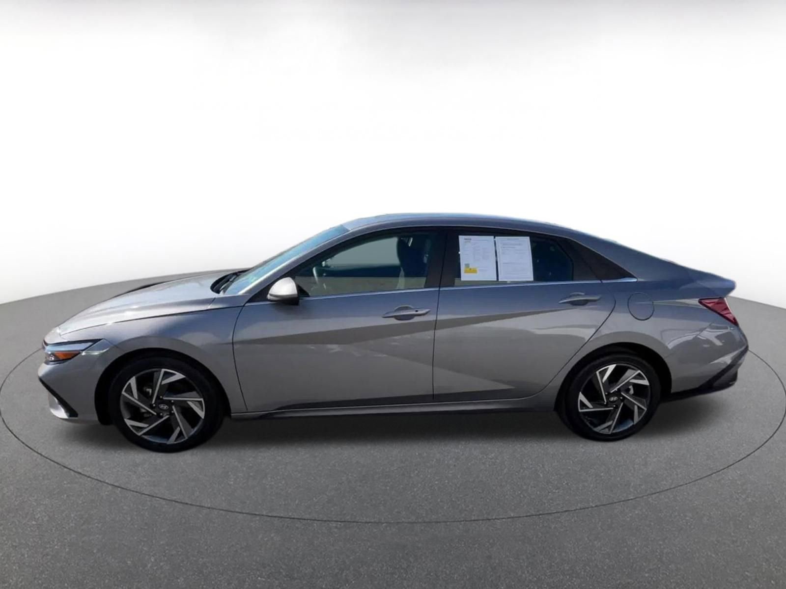 Thumbnail: 2025 Hyundai Elantra - 8