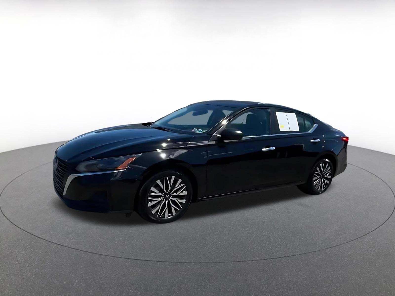 Thumbnail: 2025 Nissan Altima - 7