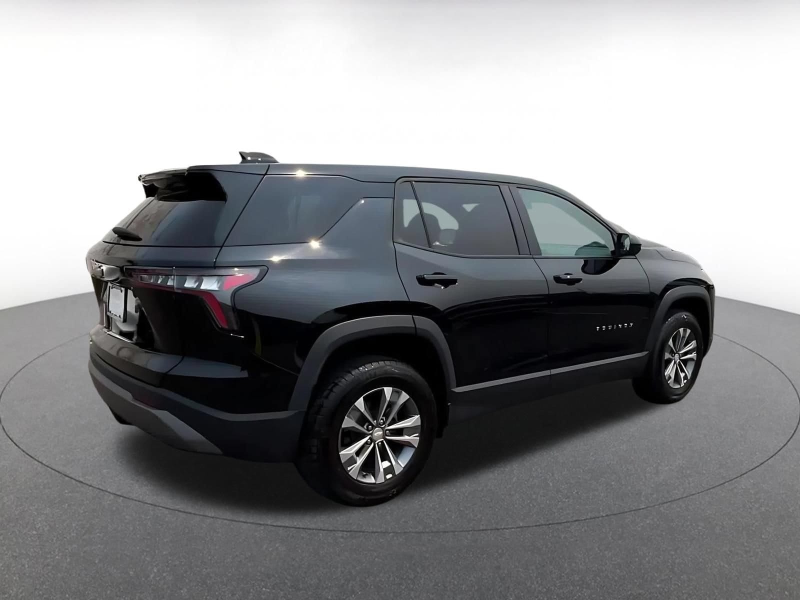 Thumbnail: 2025 Chevrolet Equinox - 12