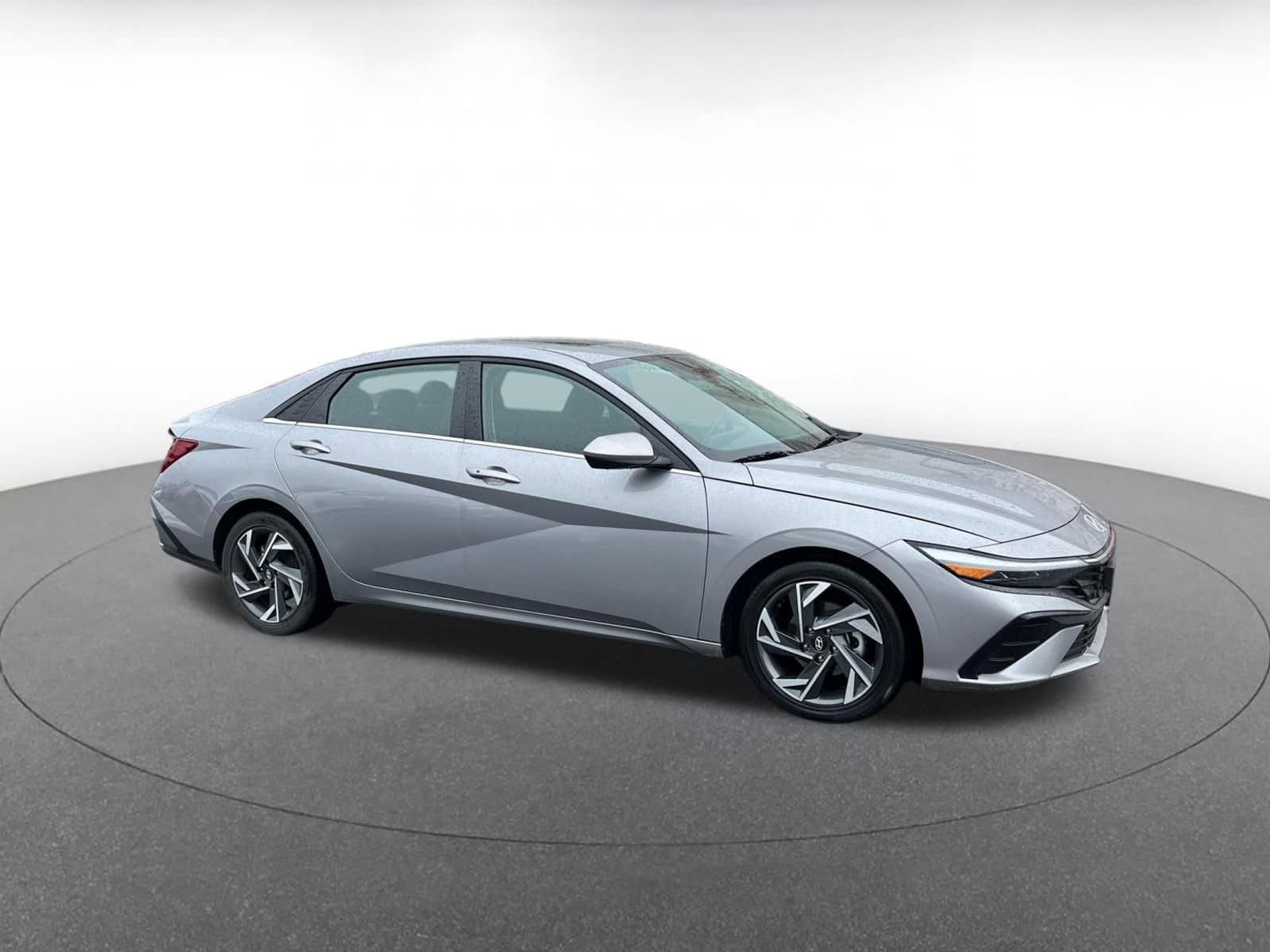 Thumbnail: 2025 Hyundai Elantra - 1