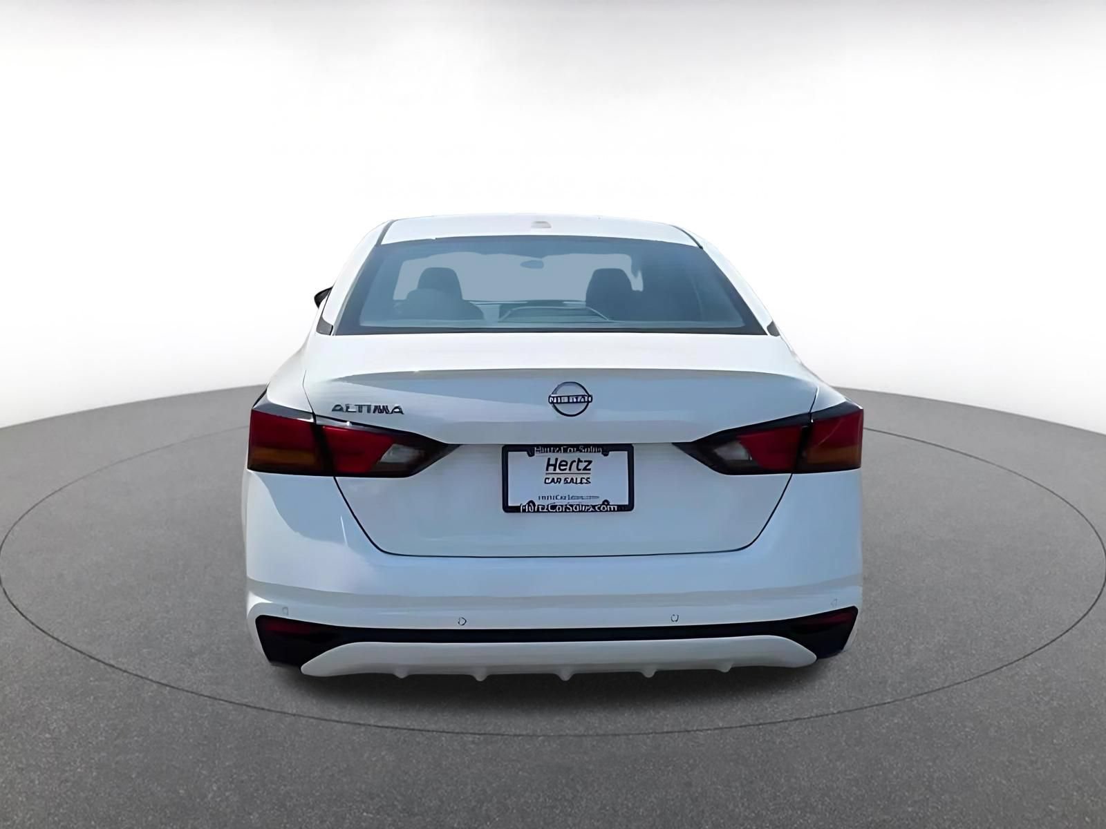 Thumbnail: 2025 Nissan Altima - 12