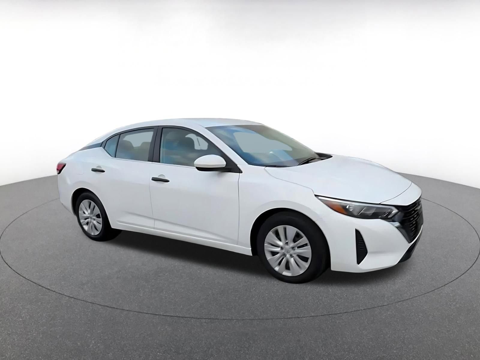 Thumbnail: 2025 Nissan Sentra - 2