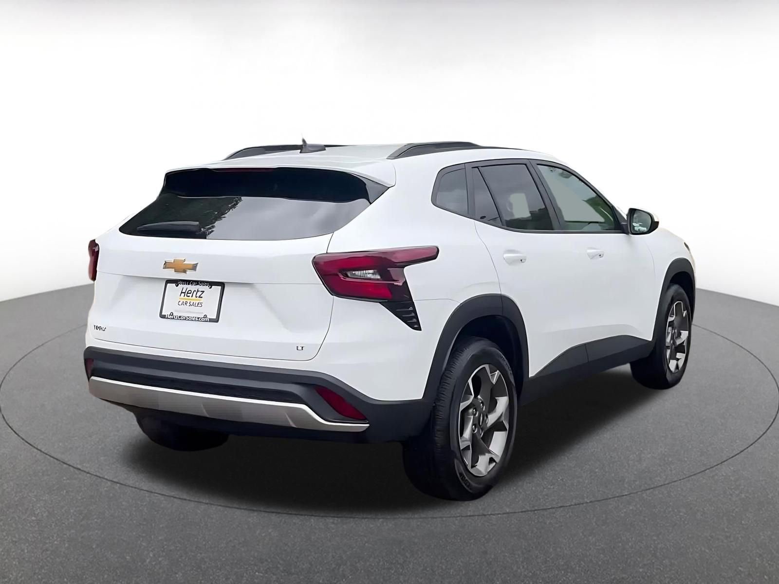 Thumbnail: 2025 Chevrolet Trax - 15