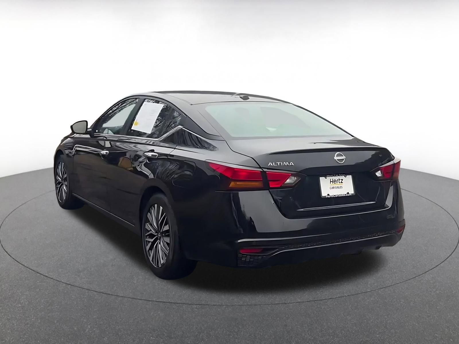 Thumbnail: 2025 Nissan Altima - 11