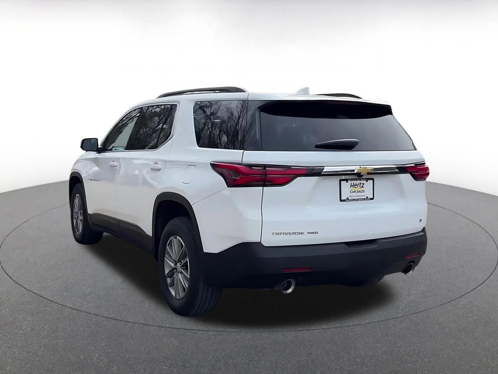 Thumbnail: 2023 Chevrolet Traverse - 11