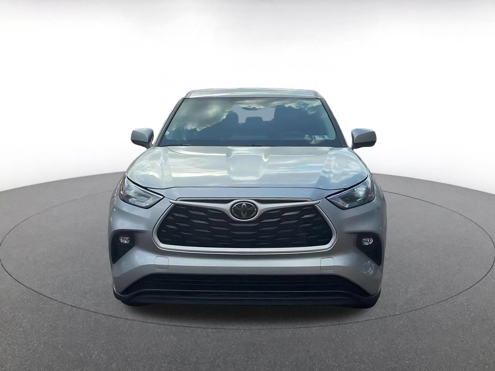 Thumbnail: 2025 Toyota Highlander - 2