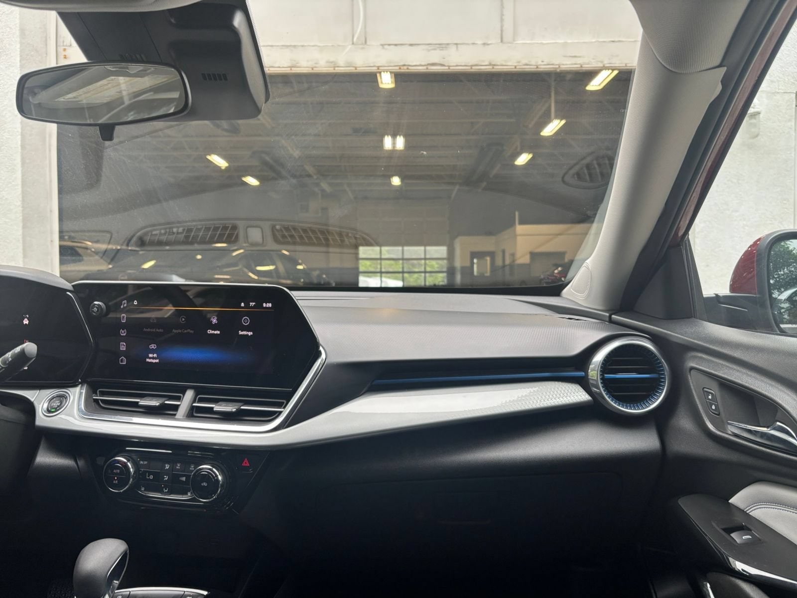 Thumbnail: 2025 Chevrolet Trax - 30