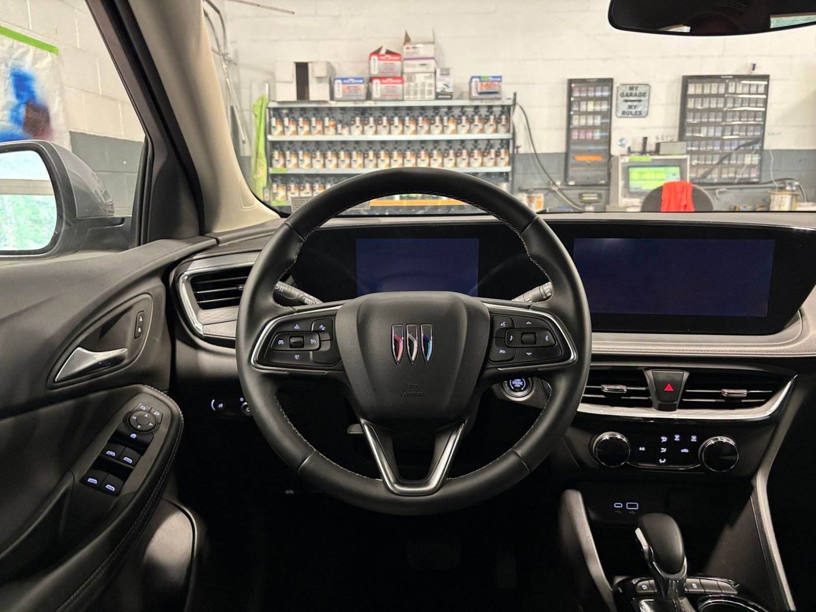 Thumbnail: 2025 Buick Encore GX - 34