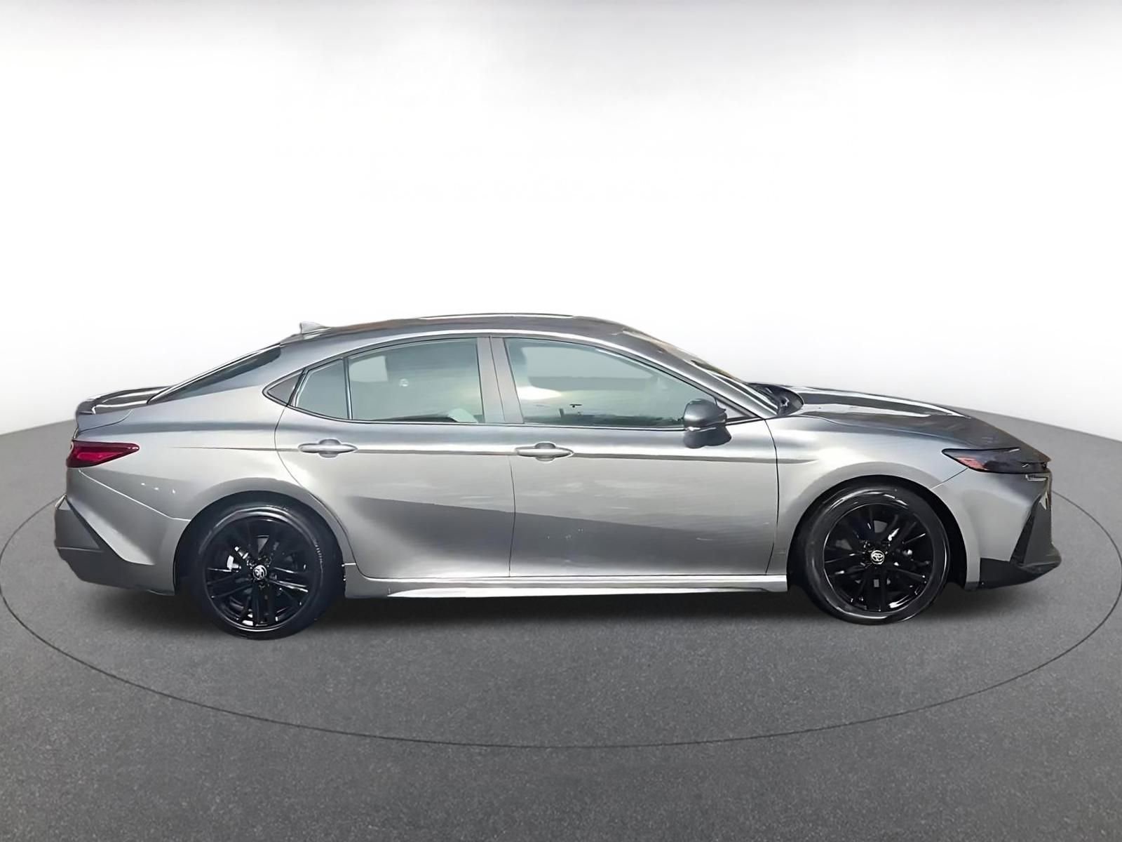 Thumbnail: 2025 Toyota Camry - 16