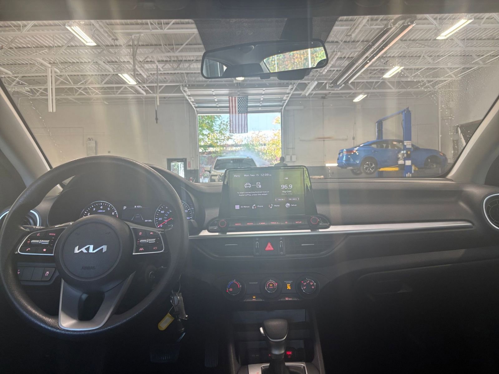 Thumbnail: 2024 Kia Forte - 31