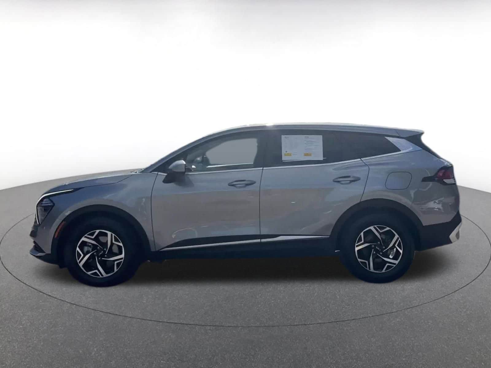 Thumbnail: 2024 Kia Sportage - 9