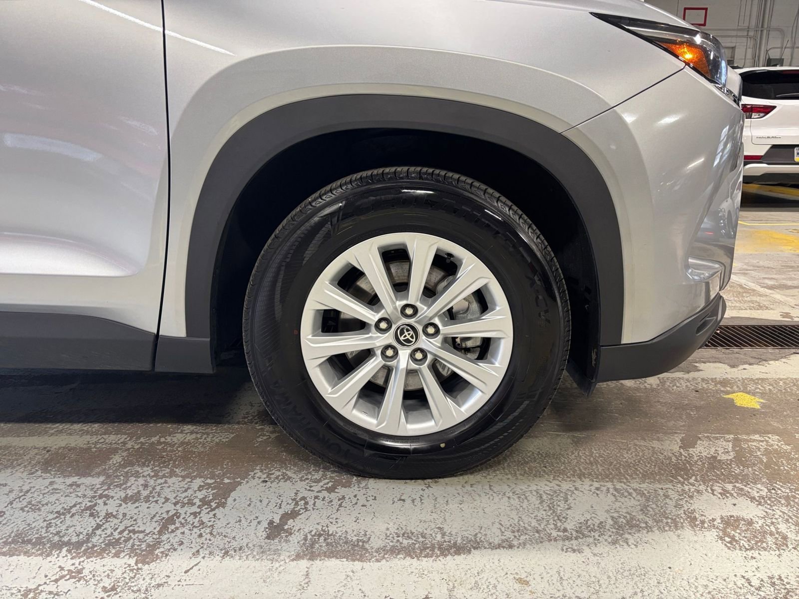 Thumbnail: 2025 Toyota Grand Highlander - 32