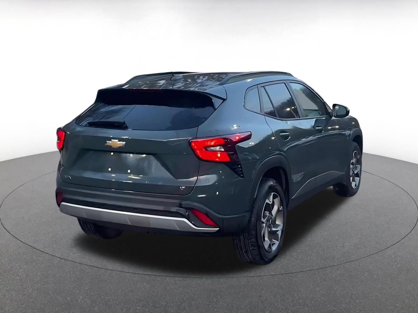 Thumbnail: 2025 Chevrolet Trax - 14