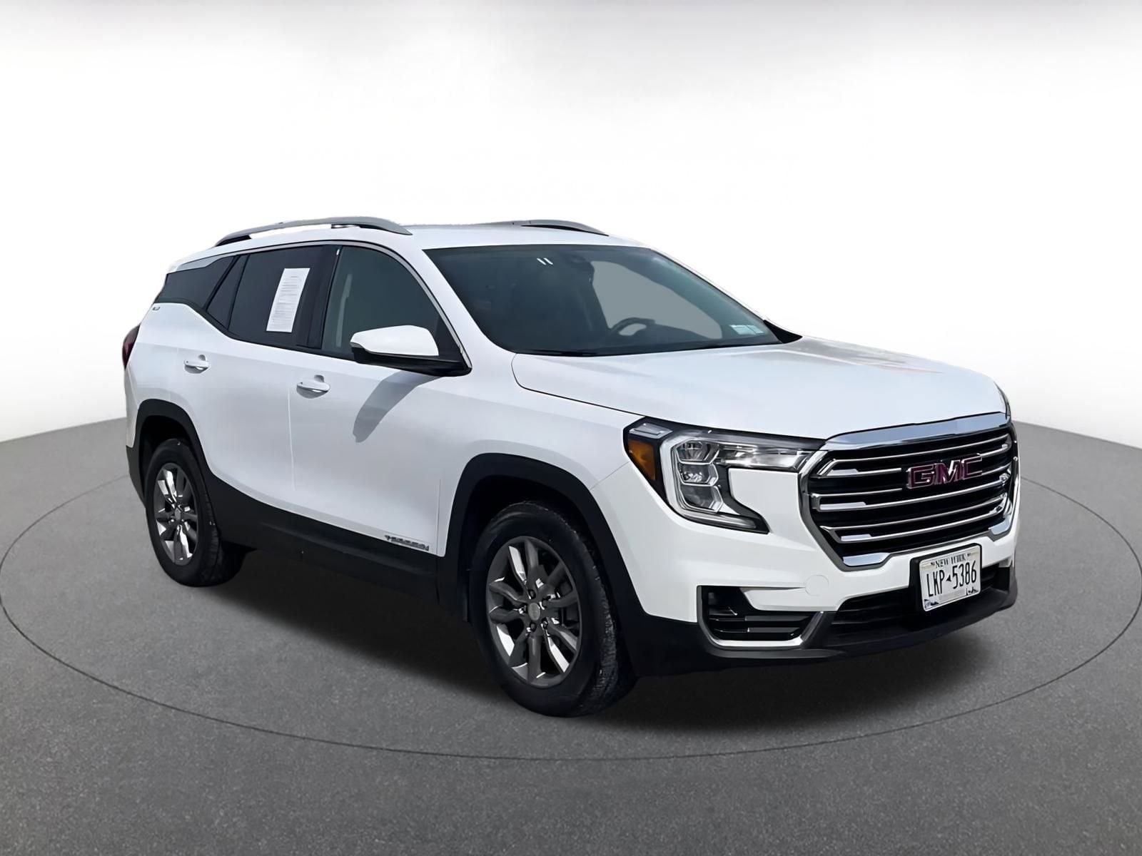 Thumbnail: 2024 GMC Terrain - 2