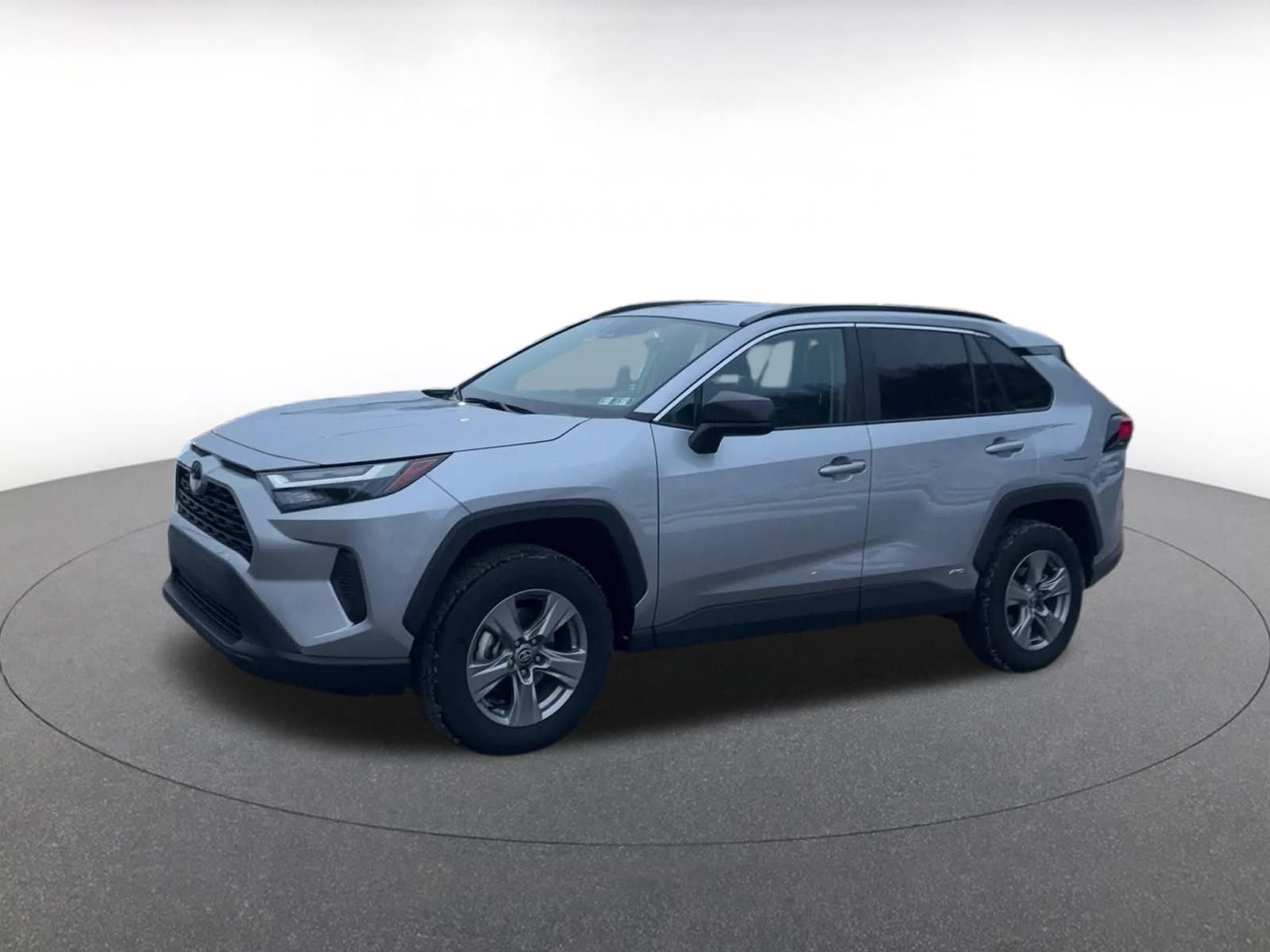 Thumbnail: 2025 Toyota RAV4 - 8