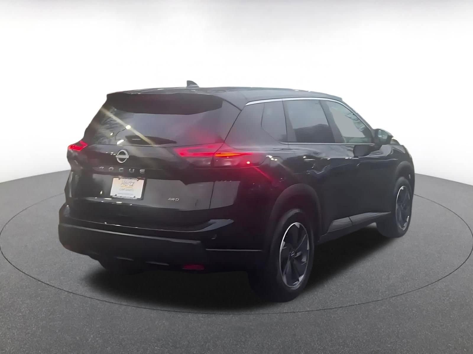 Thumbnail: 2025 Nissan Rogue - 14