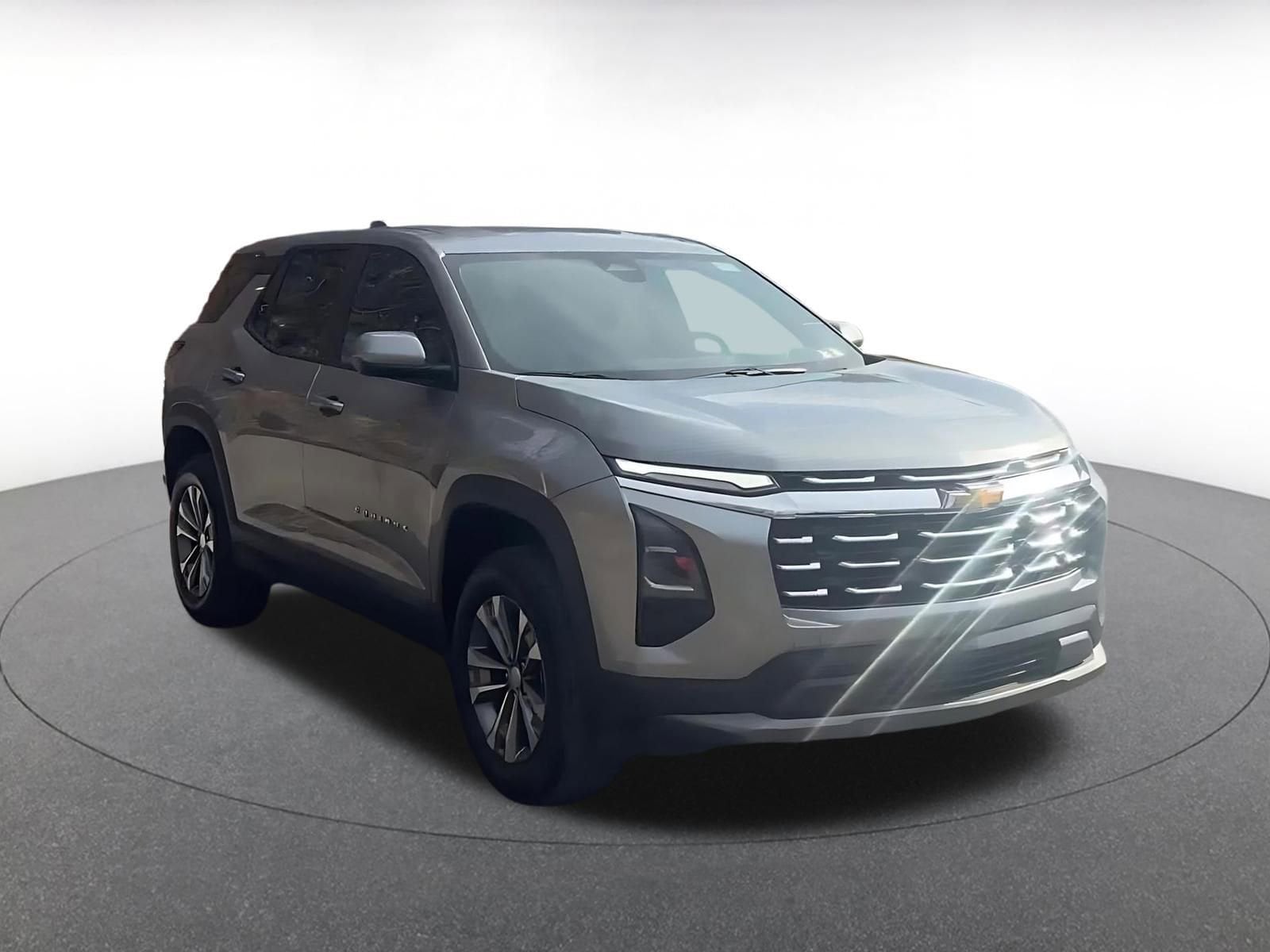 Thumbnail: 2025 Chevrolet Equinox - 3