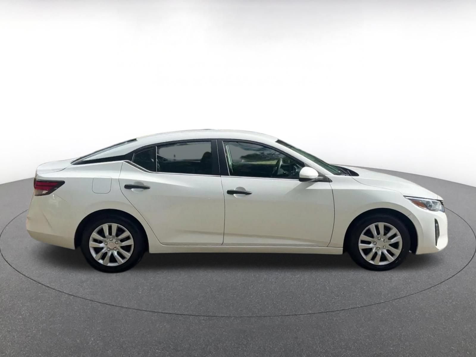 Thumbnail: 2025 Nissan Sentra - 15