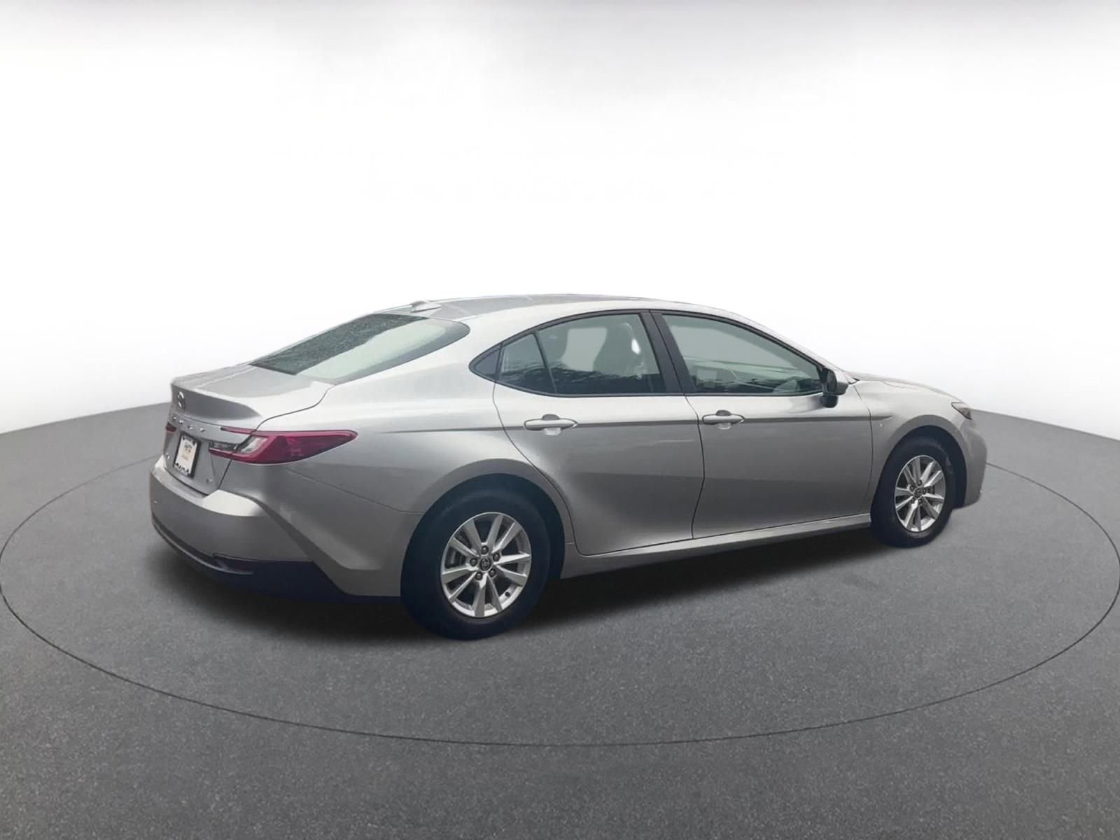 Thumbnail: 2025 Toyota Camry - 15