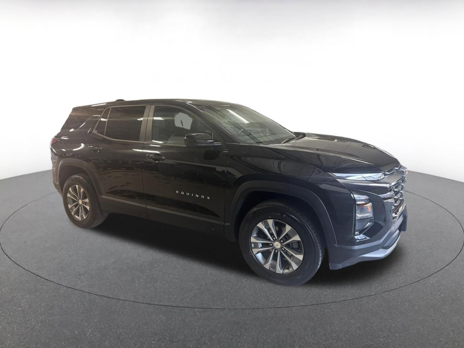 Thumbnail: 2025 Chevrolet Equinox - 1